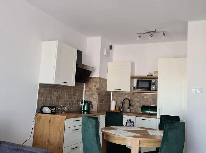 Nad Klifem W Dziwnowku דז'יבנובק